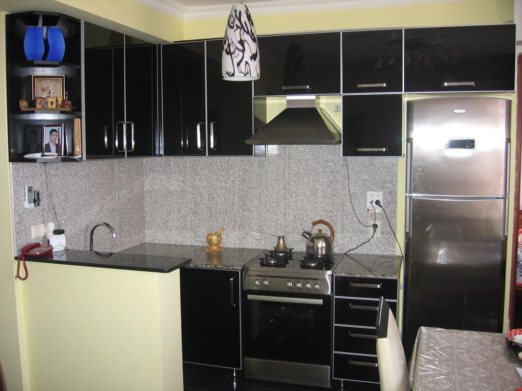 Apartment Lika Batumi Ruang foto