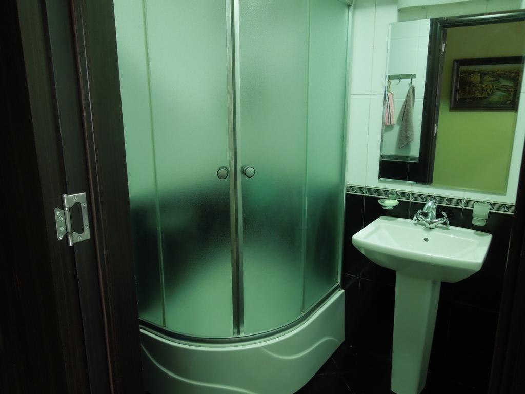 Apartment Lika Batumi Ruang foto